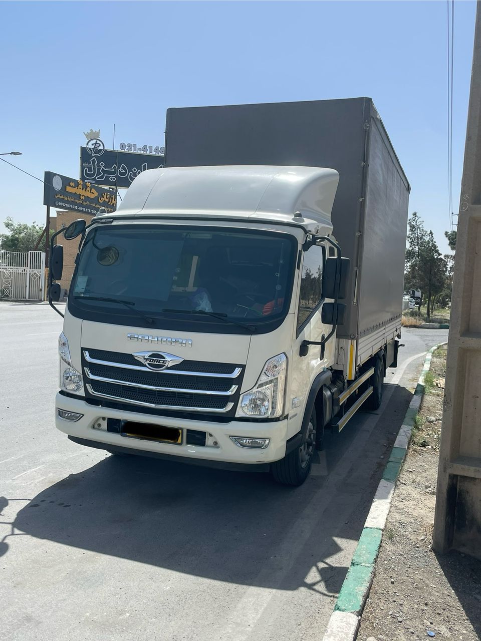 کامیونت فورس ۶ تن